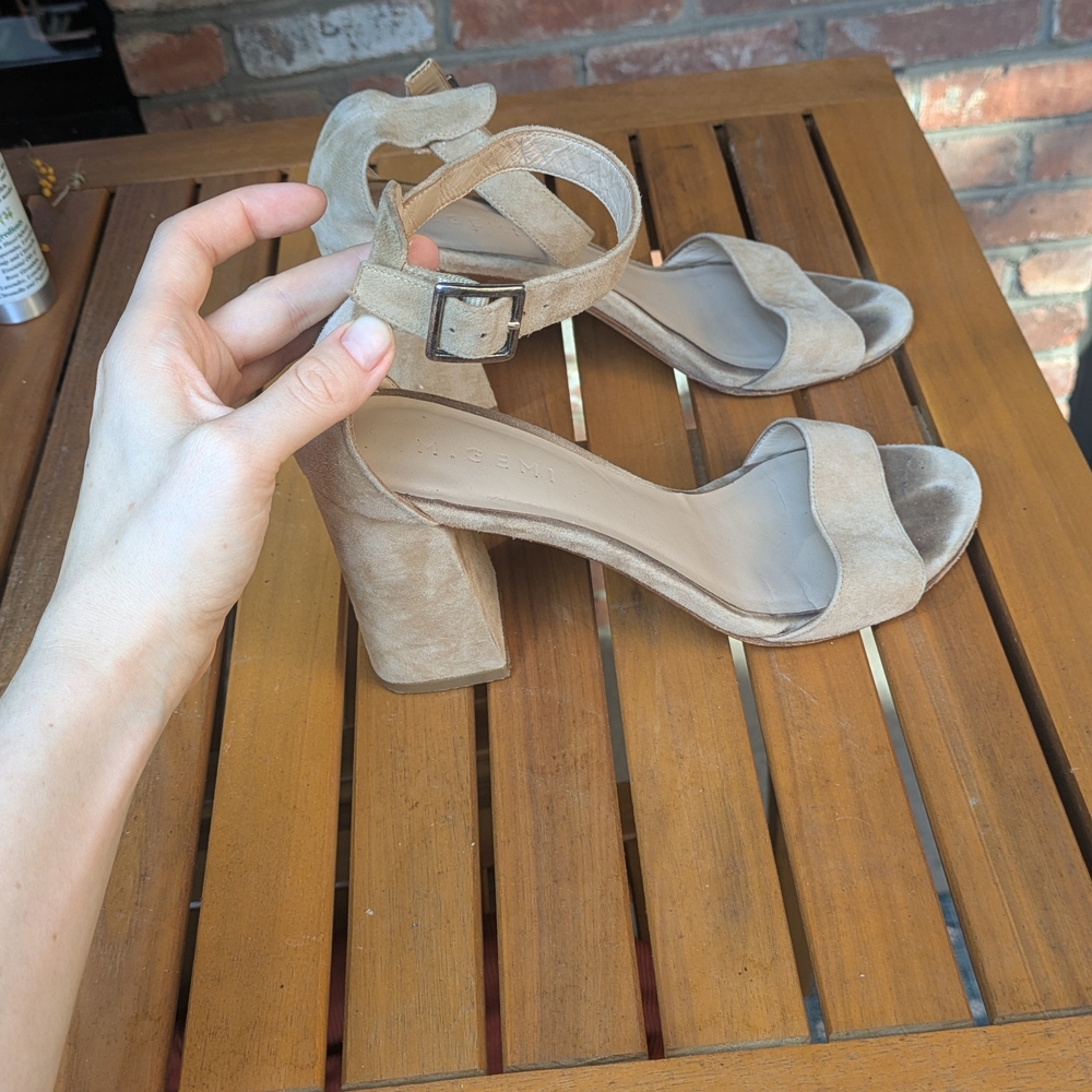 M. Gemi Suede Tan Block Heel Sandals